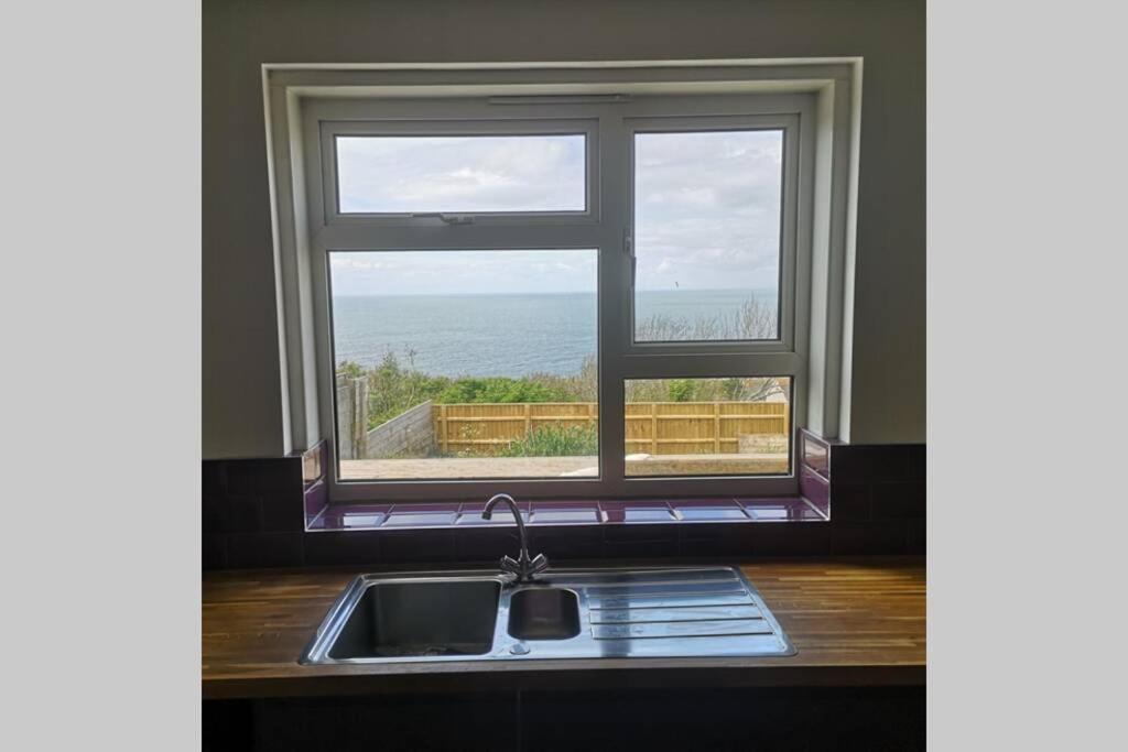 Jurassic View 3 Bed House With Hot Tub Villa Castletown  Buitenkant foto