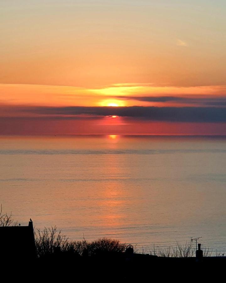 Jurassic View 3 Bed House With Hot Tub Villa Castletown  Buitenkant foto
